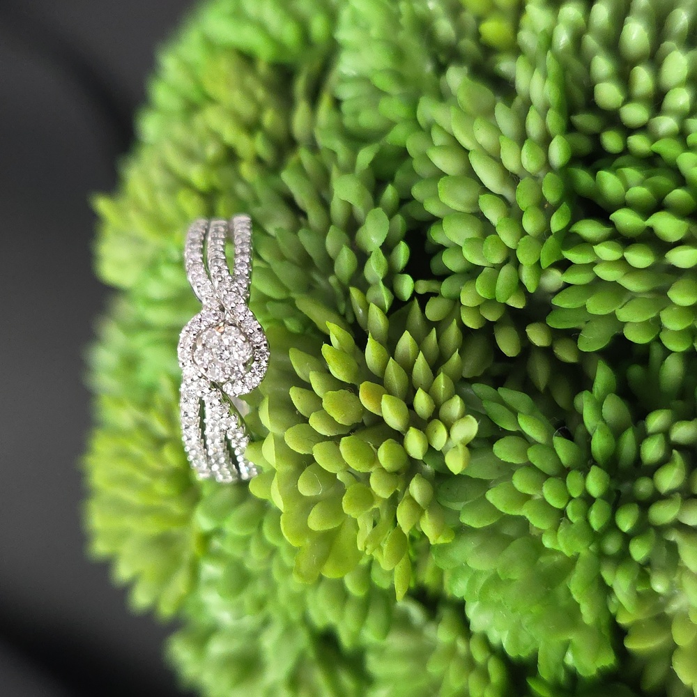 Watch Video / 14K Solid Gold Diamond Wedding / Proposal Ring
